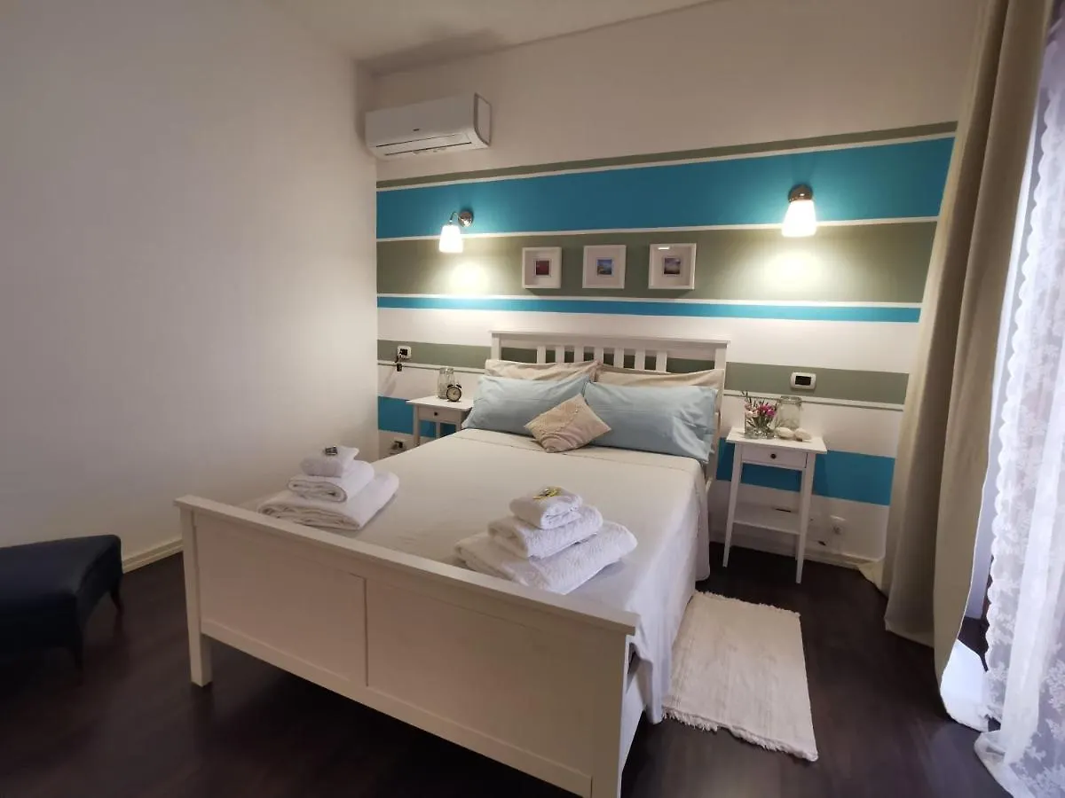 Casa Mirtilla أكيتْريتْسا بيت للعطل